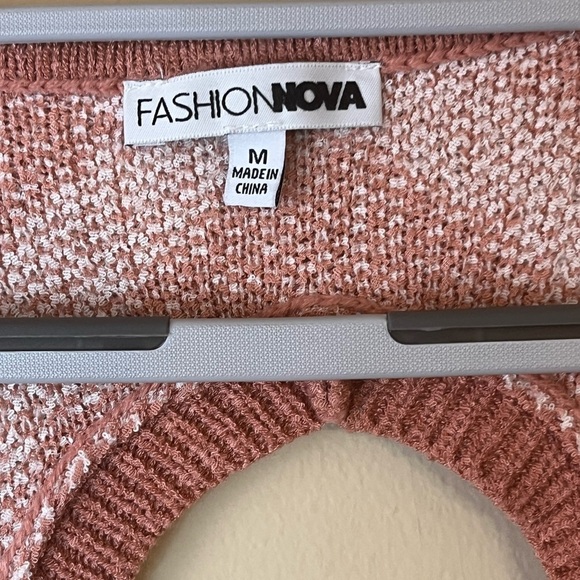 Fashion Nova Women Sweater Dress. Deep V Front Back is out size M - Picture 15 of 16